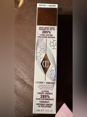 Charlotte Tilbury Neutral Shade Makeup Sample - White & Rose Gold Accents